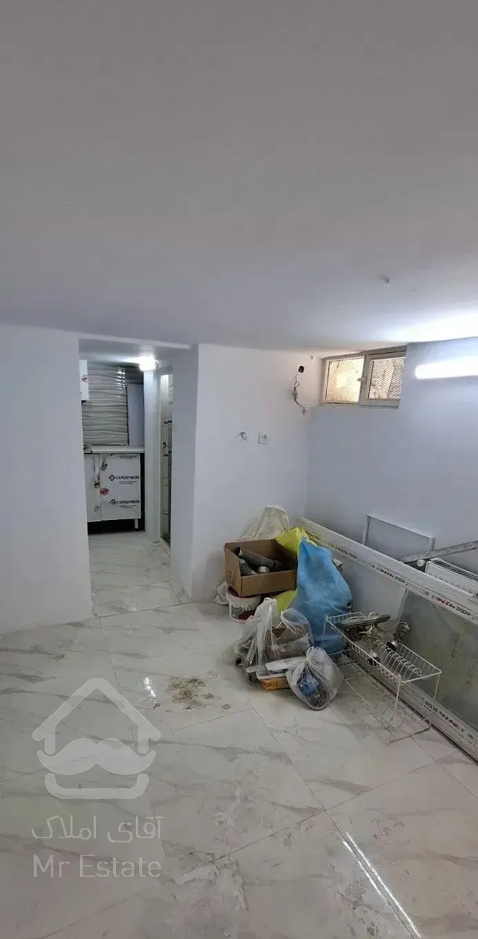 سوئیت زیر همکف ۳۰متری