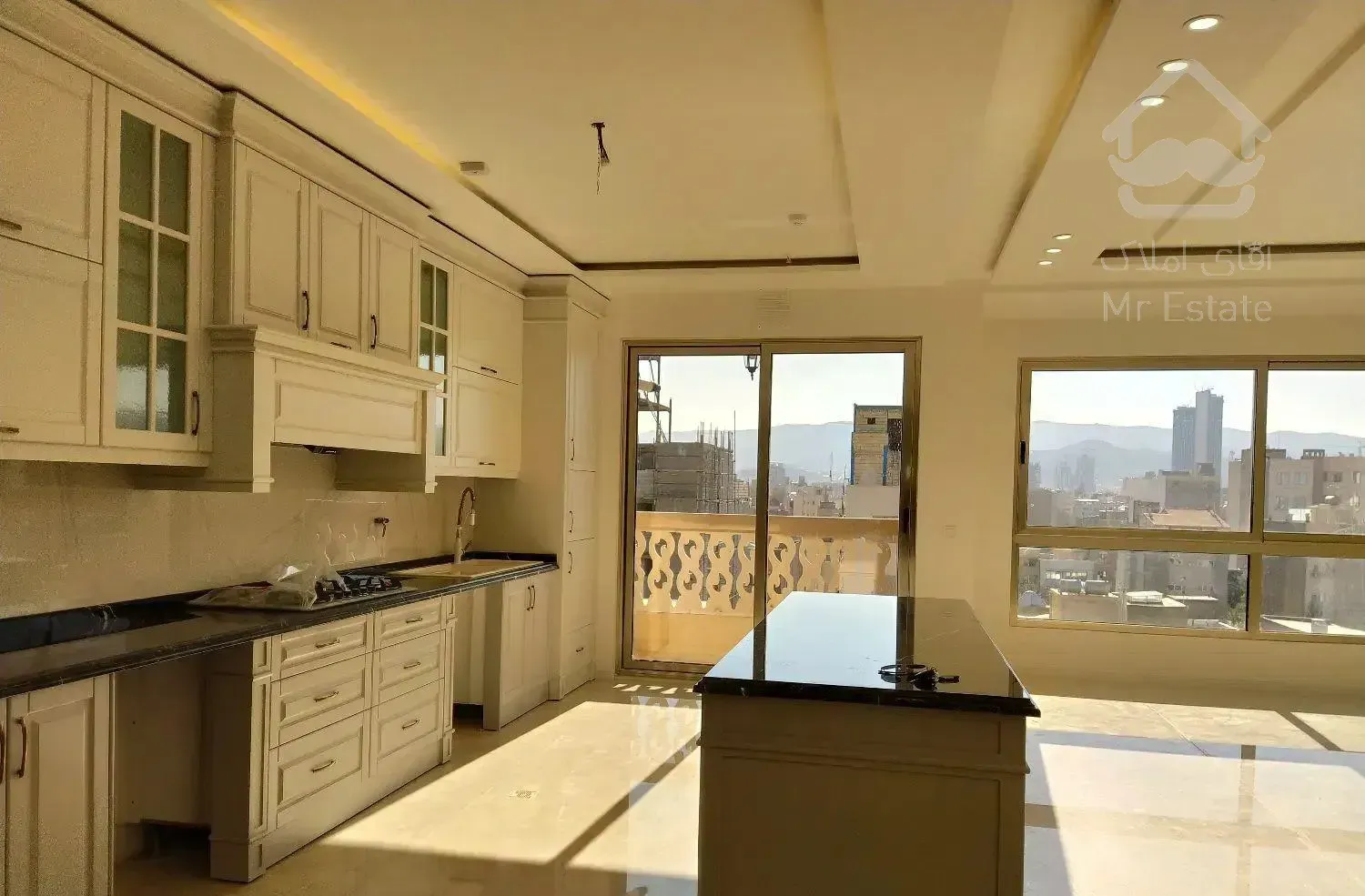 ابتدای هنرستان سامانیه قبل صارمی/900رهن/آسانسور