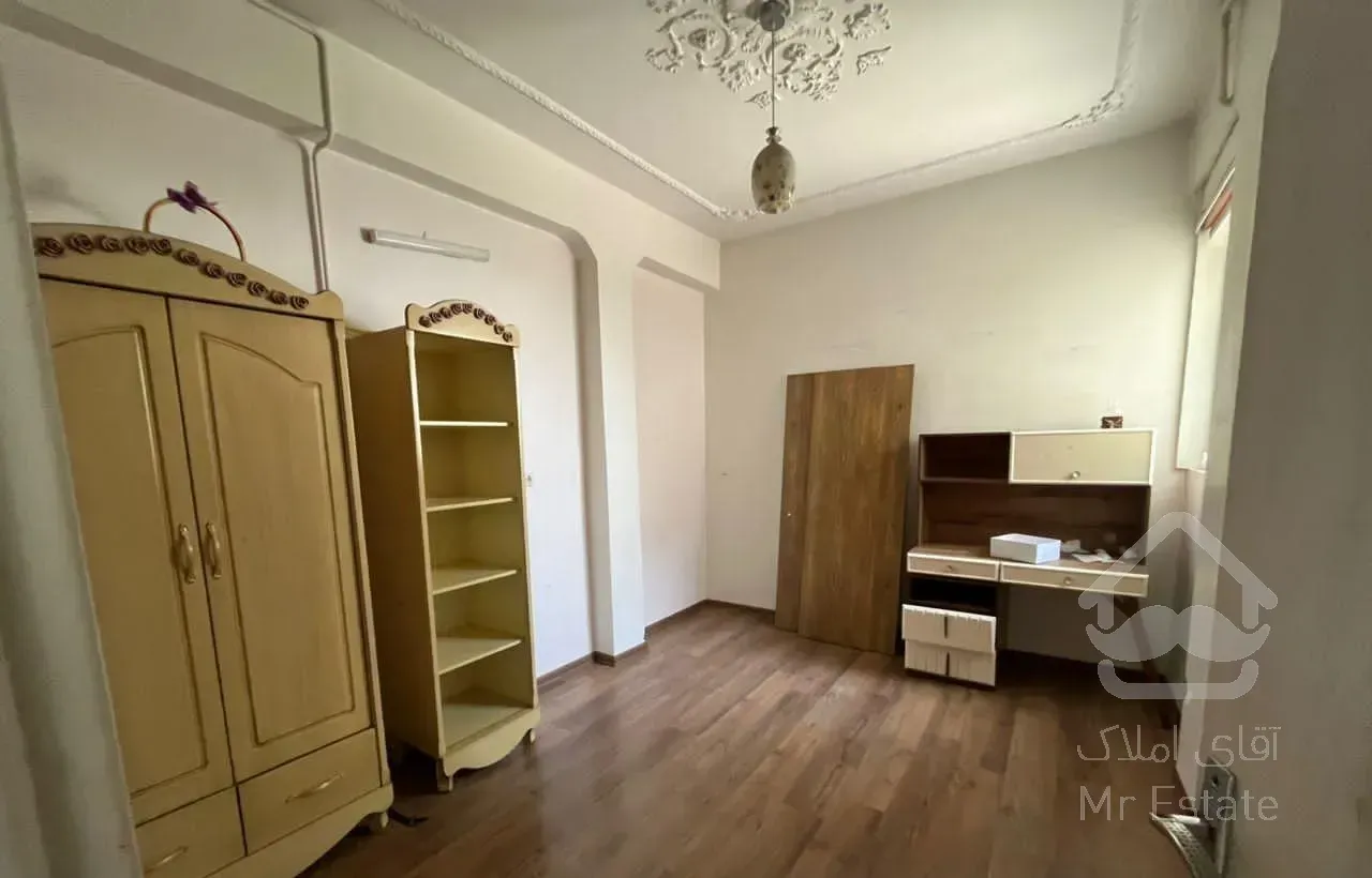 ۱۳۰متر+۸۰متر حیاط/همکف درمستقل/پشت حاشیه وکیل اباد