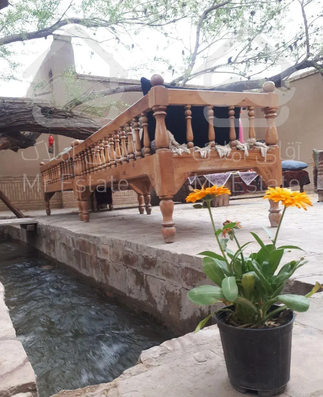 اجاره باغ ویلا سنتی مهریز همچی تکمیل خوش اب و هوا