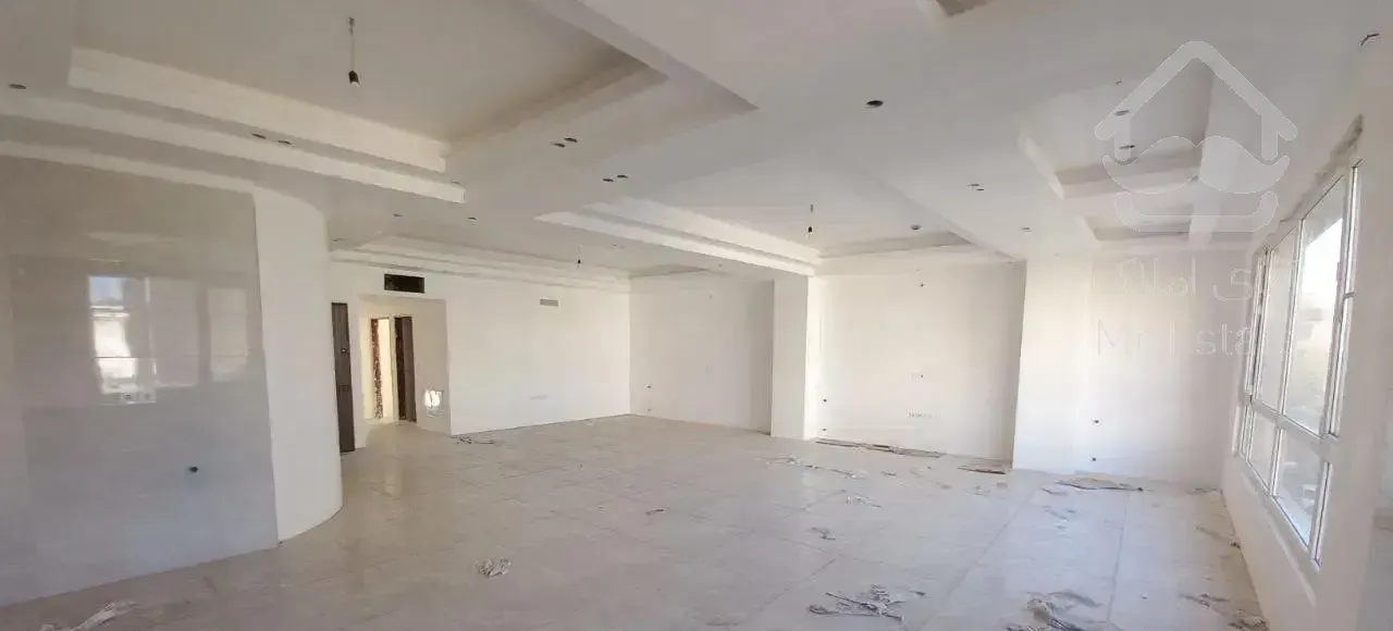 ۱۵۷ متری دانشگاه نوساز جنوبی تکواحدی سه خواب