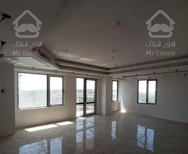 ۲۱۰متر/ویو ابدی دریاچه و جنگل/بدون  مشرف