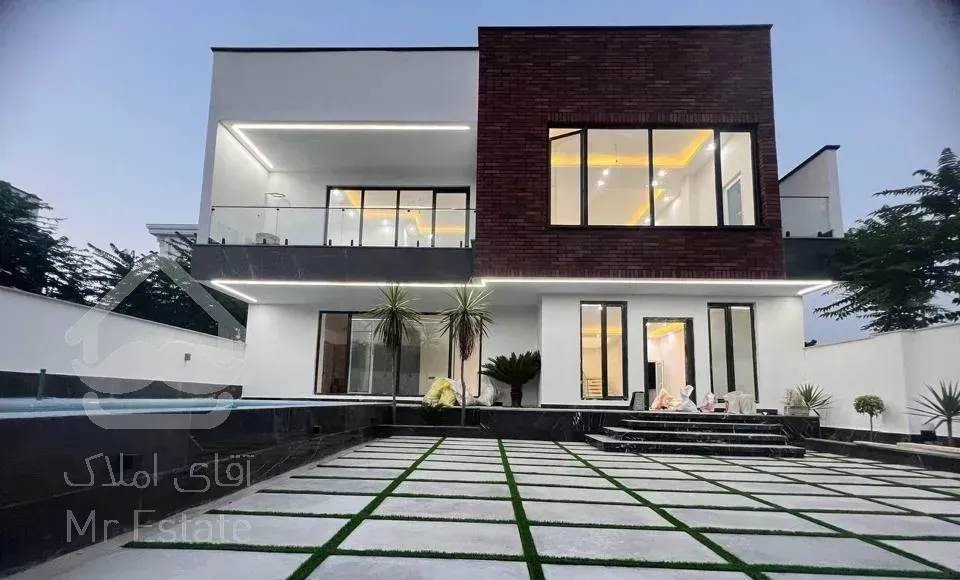 ویلامدرن استخردار۳۴۵متری شیرود ویو دریاوجنگل(مالک)