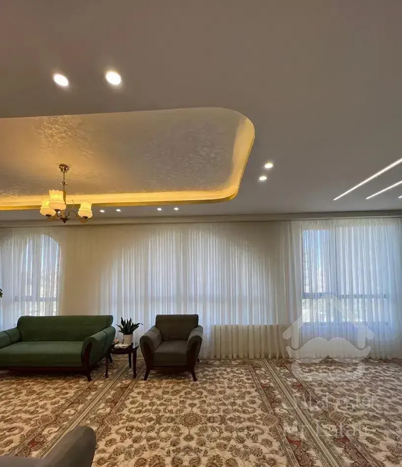 ۱۳۰ متر ۳ خوابه سالن پرده خور/غرق نور/حرم امام رضا