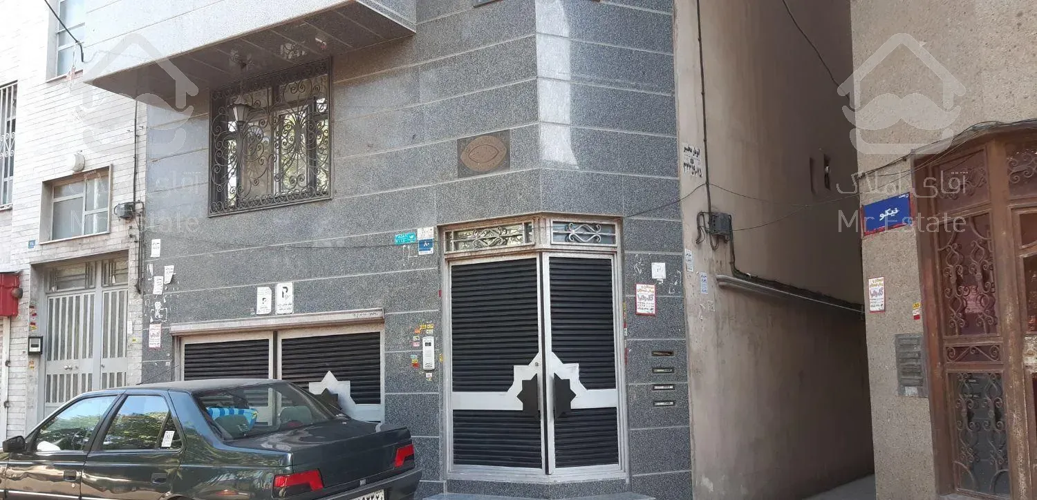 ۶۰ متری تک واحدی پارکینگ