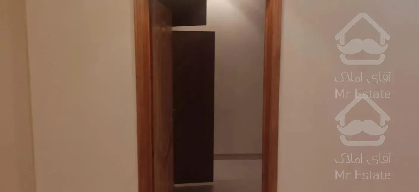 130 متر دو خوابه قلهک