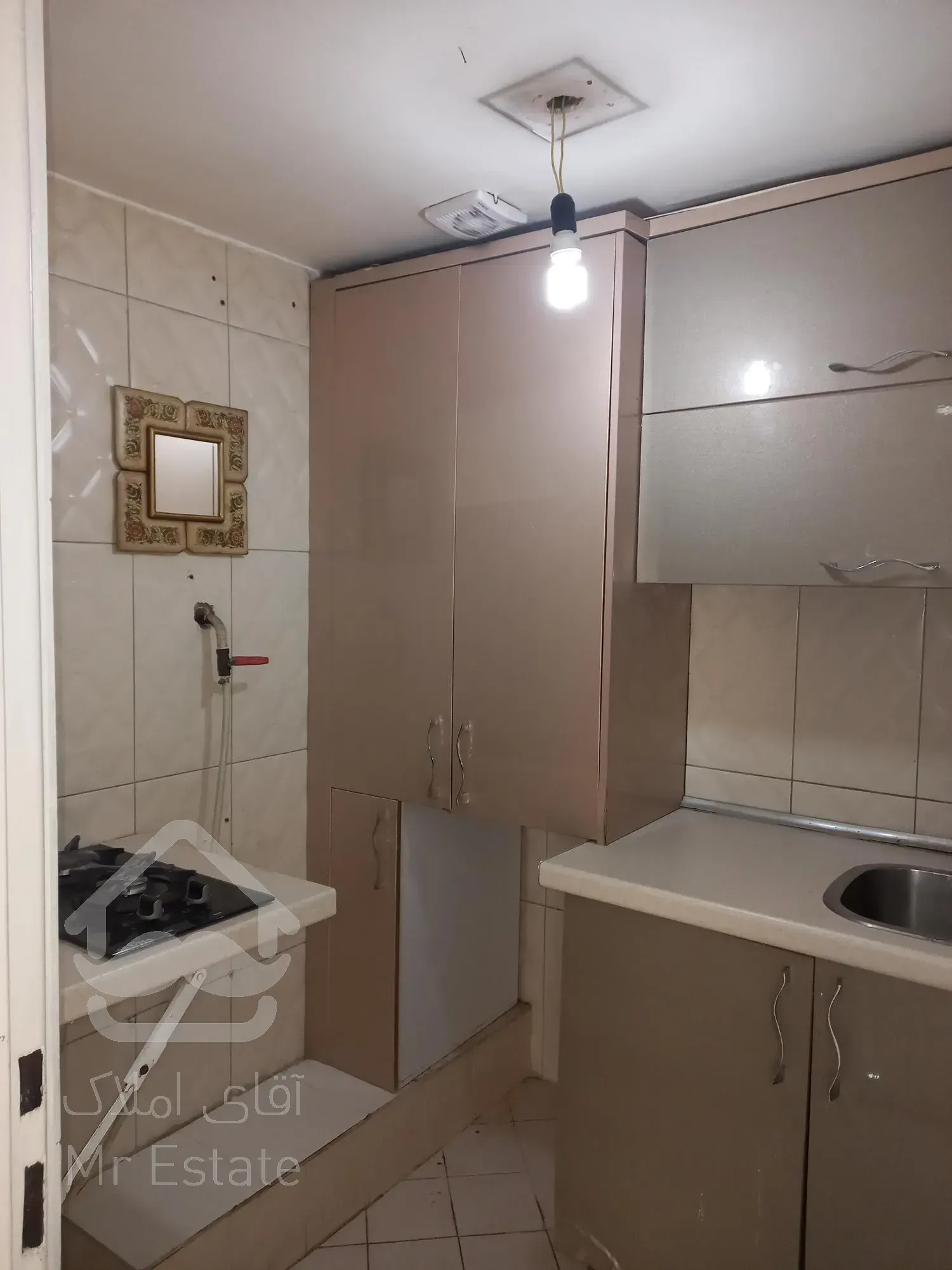 اجاره و رهن دفتر کار موقعیت اداری زعفرانیه 155  متر شیک