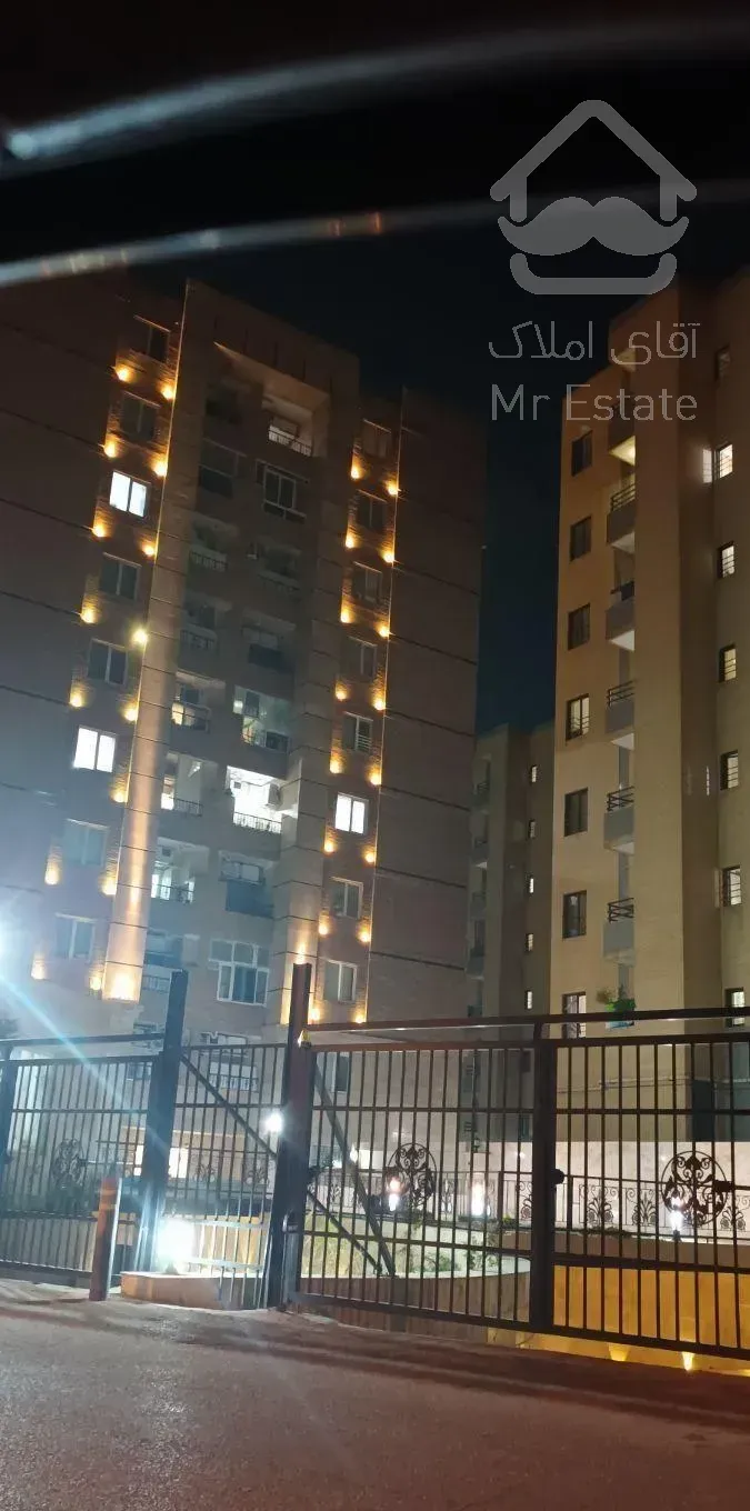 تعدادی آپارتمان آسمان . ترمه. ولیعصر پشت دادگستری