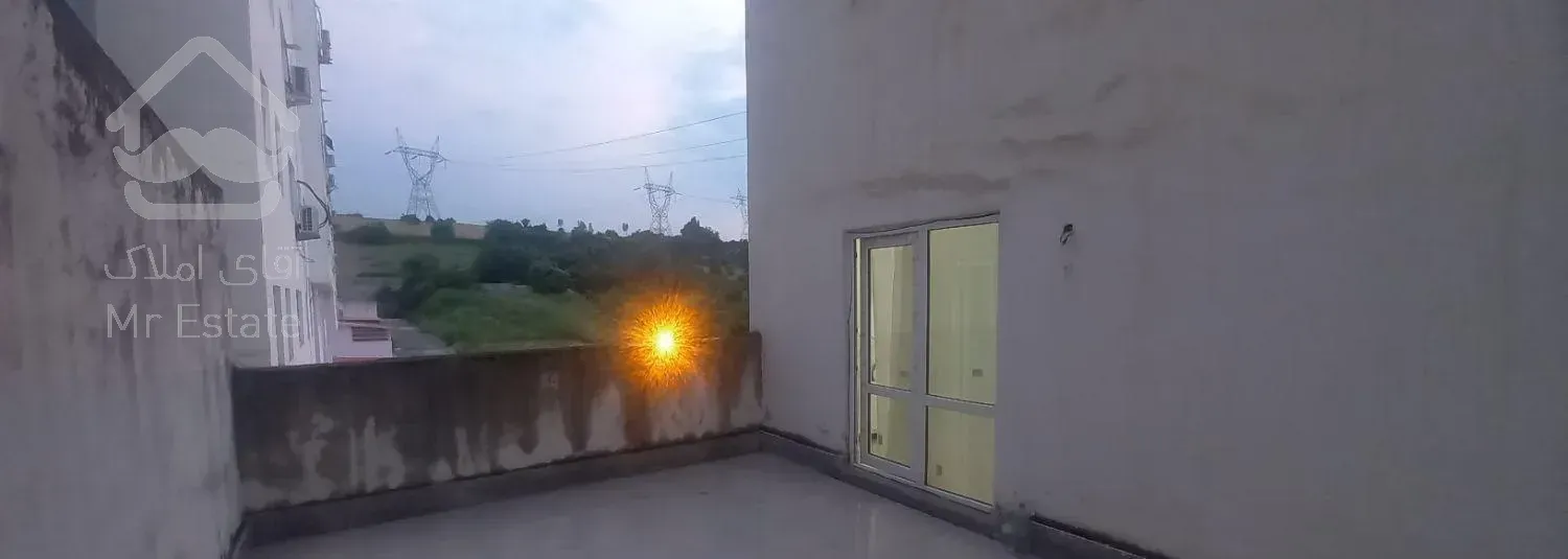 فروش آپارتمان ۱۲۰ متری تراس بزرگ شهرک شقایق