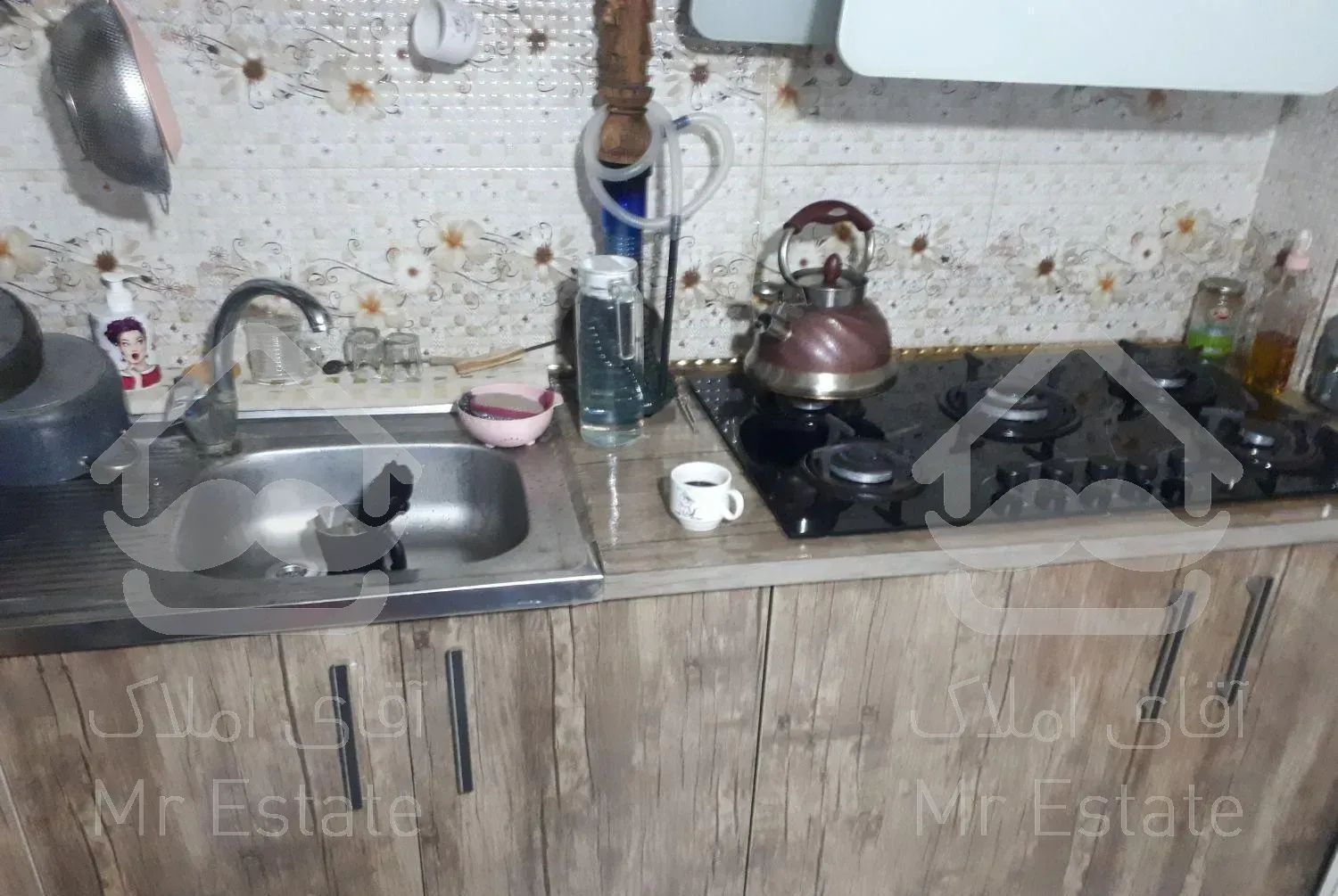 آپارتمان ۱۳۰ متری پشت مسجد جامع