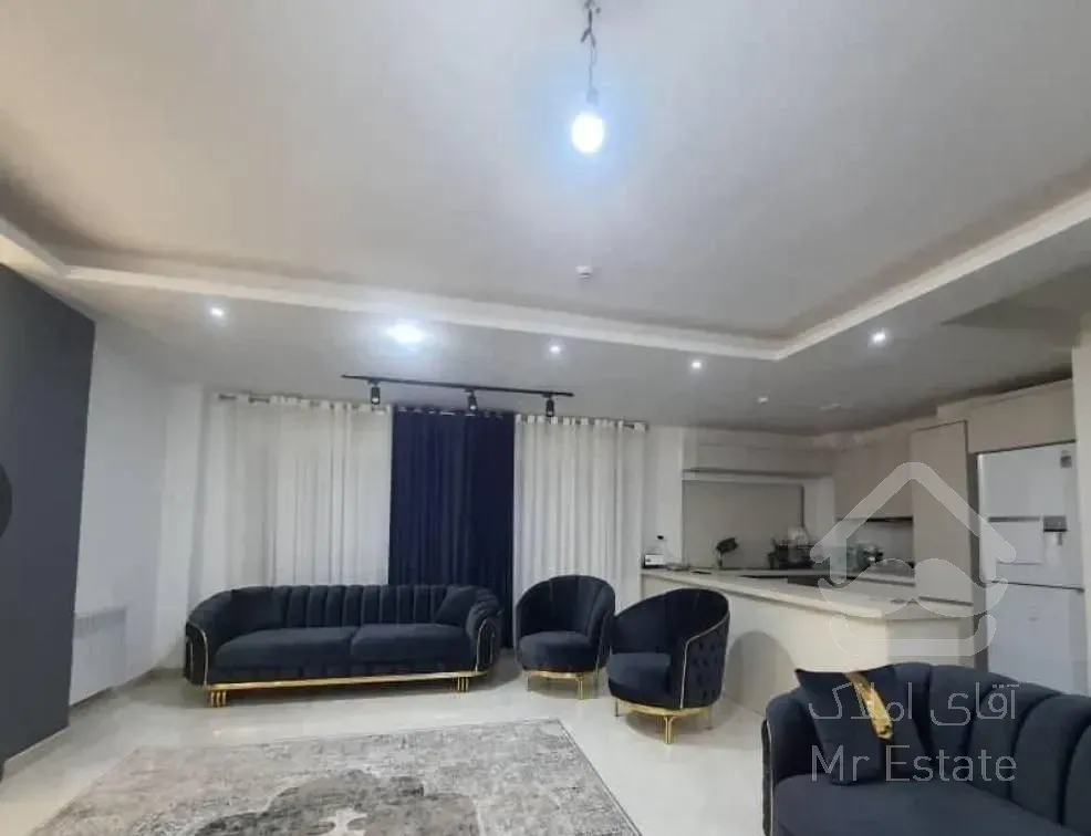 آپارتمان ۹۸ متری مبله ده قدمی ساحل آسانسور و سند