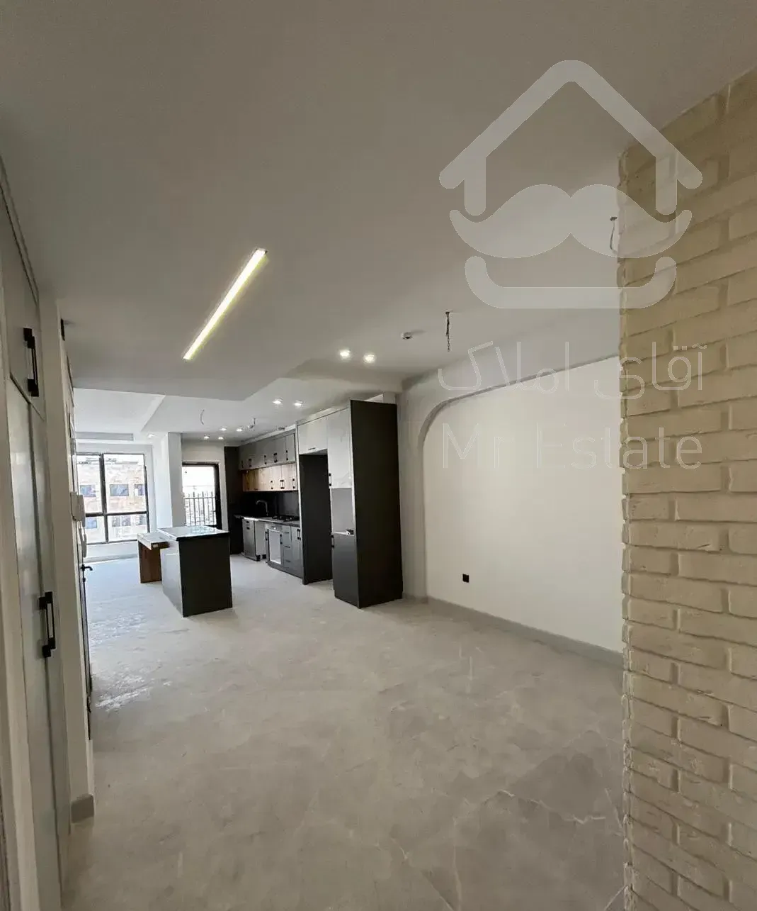 ۱۴۳متری/کلید نخورده/زیر فی منطقه/تحویل/مدرن