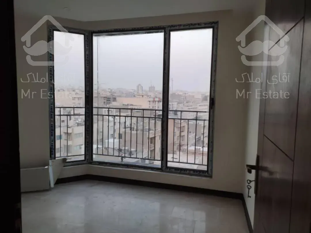 اپارتمان۱۰۷متری ۲ خواب ، خوش نقش، فول امکانات،سال۰۰، برج ، رهن کامل