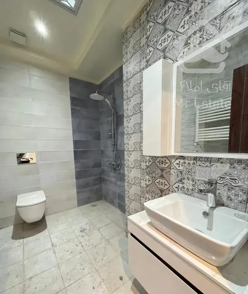 هروی ۱۶۰ متر ۳خواب نوساز ۲پارکینگ لابی بزرگ