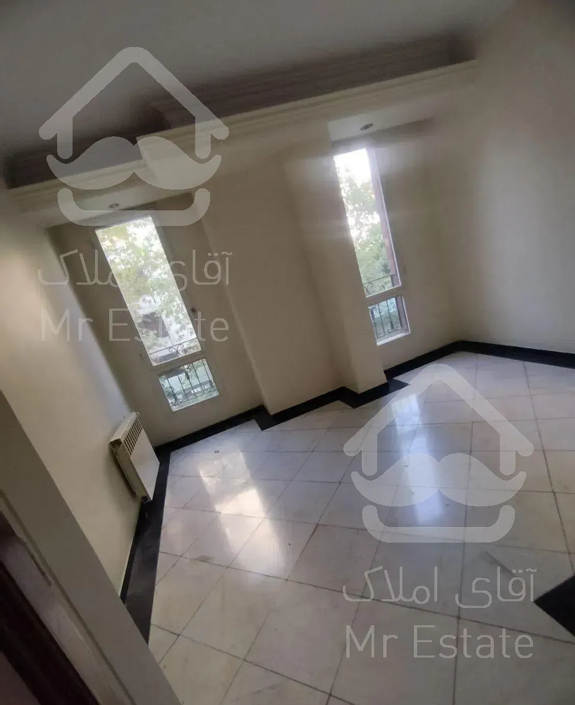 ۱۶۰ متر سه خوابه لوکیشن  نزدیک ولیعصر