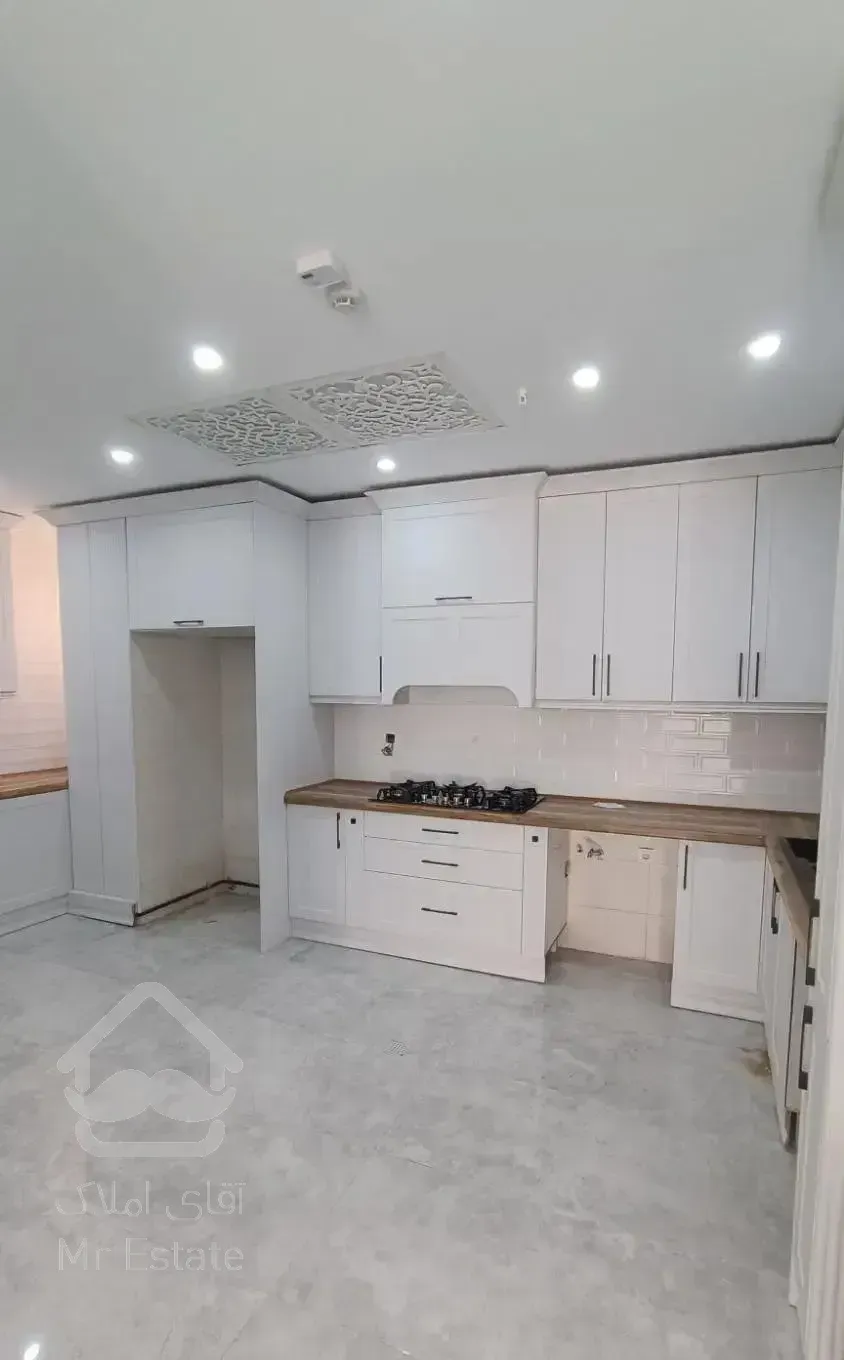 ۱۶۰ متر سه خواب فول امکانات رهن کامل