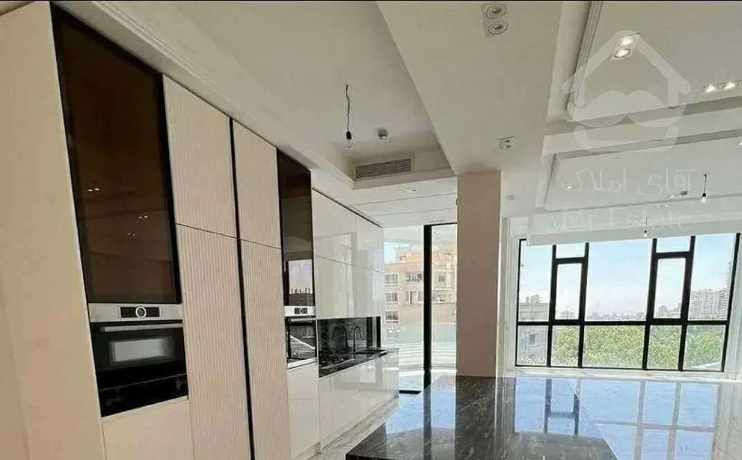 آپارتمان 107 متری / FULL / کلید نخورده /آریاشهر