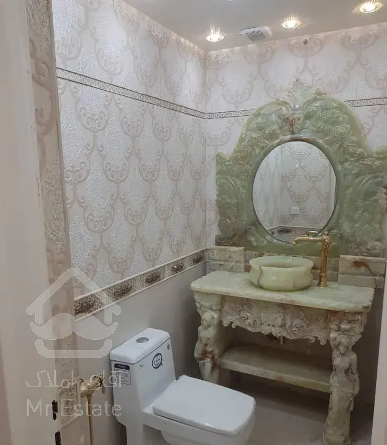 خانه ویلایی ۵۵۰ متری اقدسیه با جواز