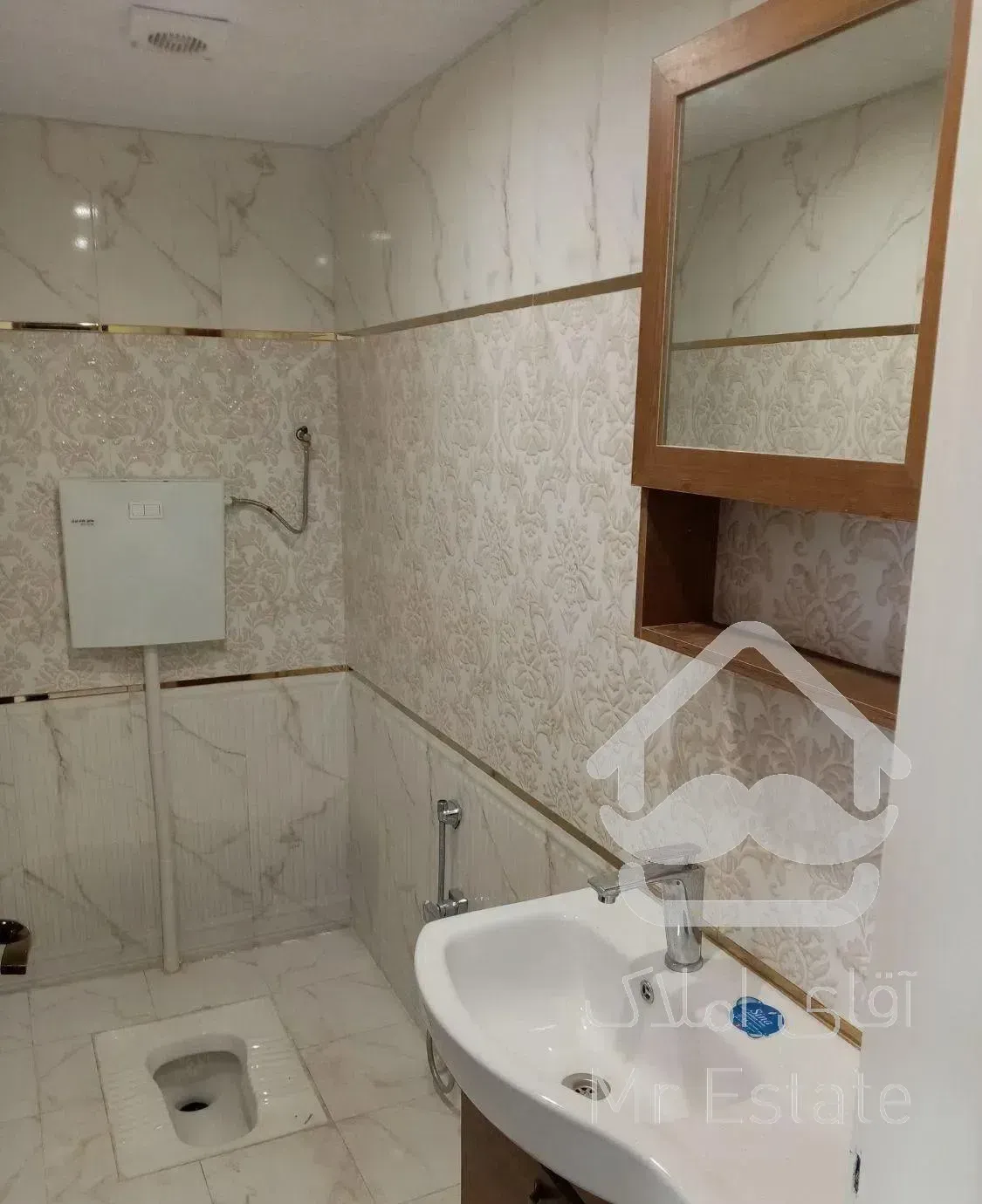 ۸۵ متر // رهن کامل