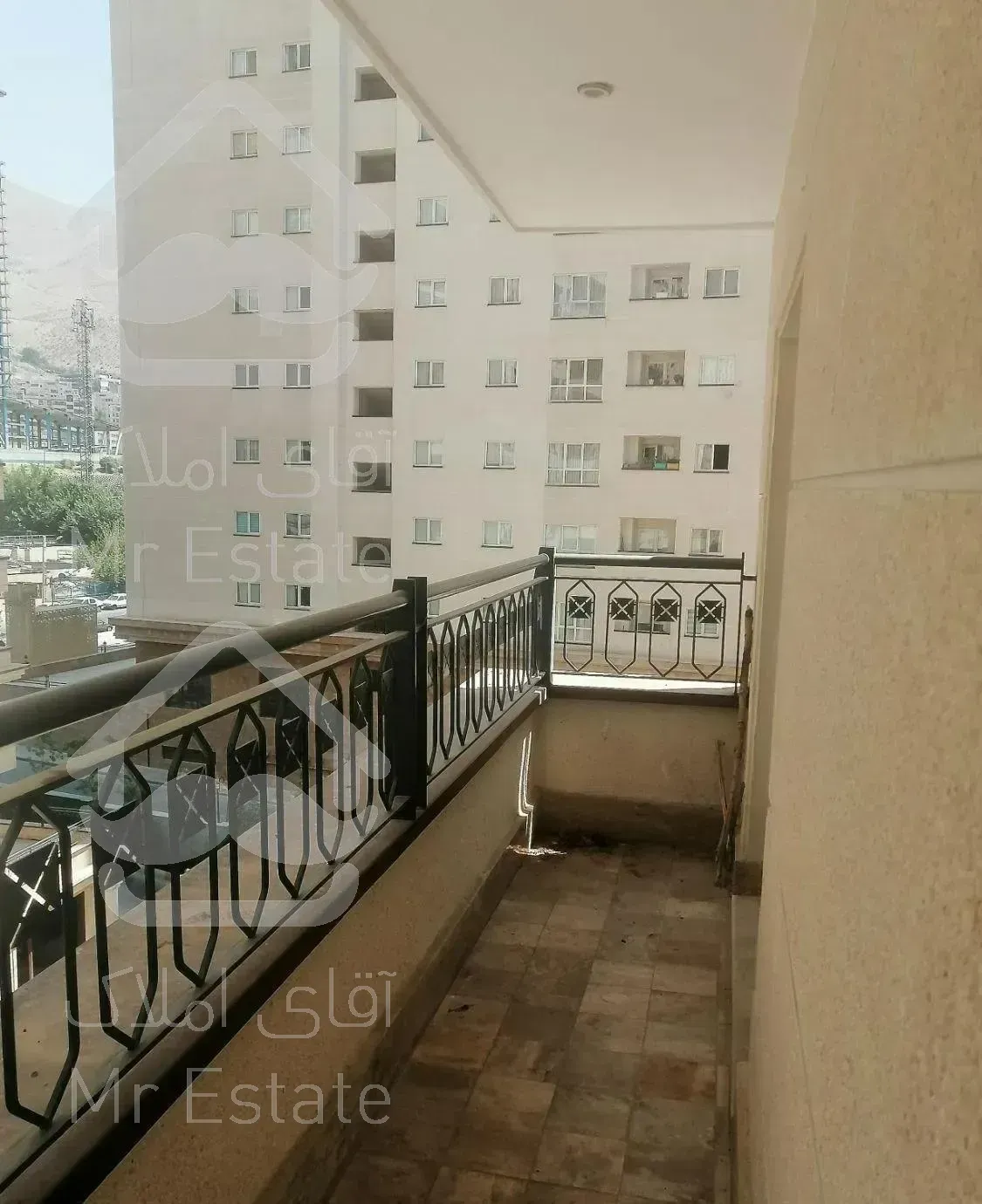 135 متر / برج شخصی ساز/ دریاچه چیتگر