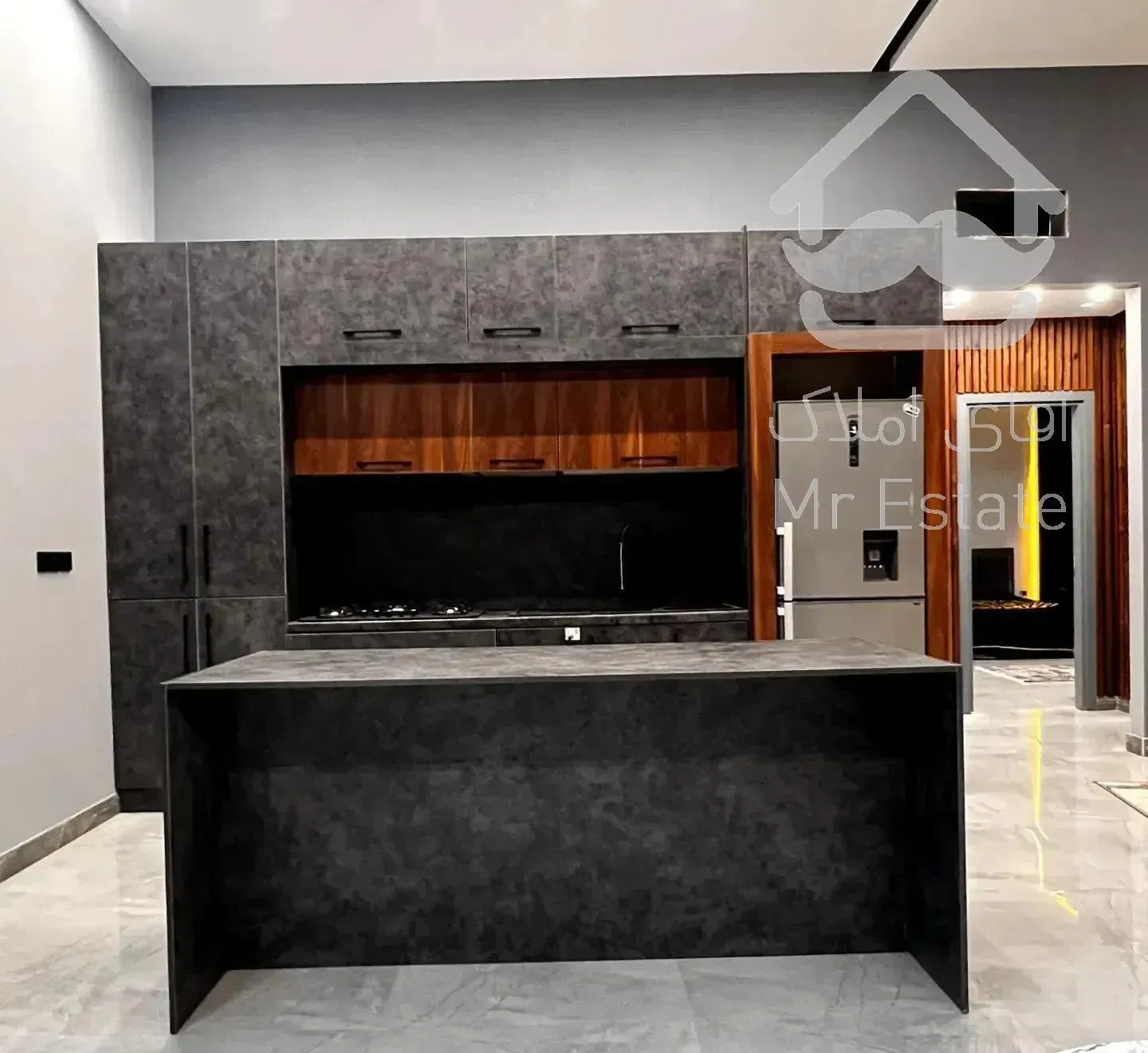 ویلا باغ  ۳۹۰ متری استخردار