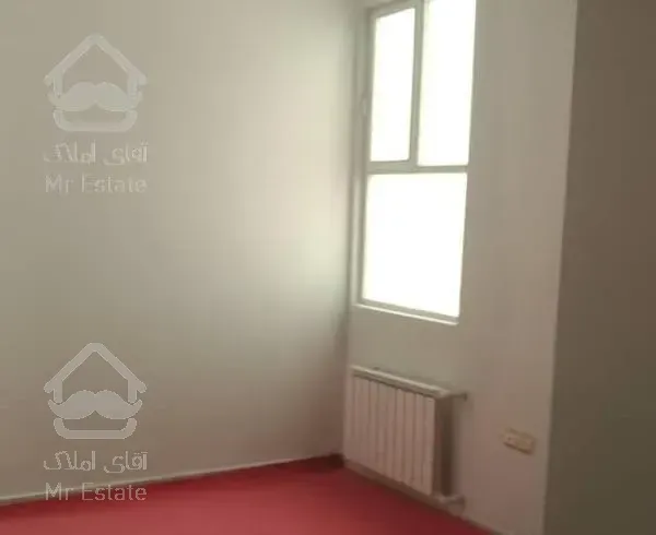 آپارتمان 95 متر دو خوابه (غرق در نور)