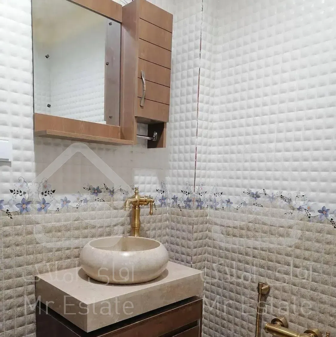 ۹۱ متری / فول امکانات / کابینت ممبران