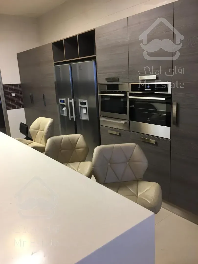 فرمانیه  شرقی ۲۰۰ متر فول ویو باغ سفارت