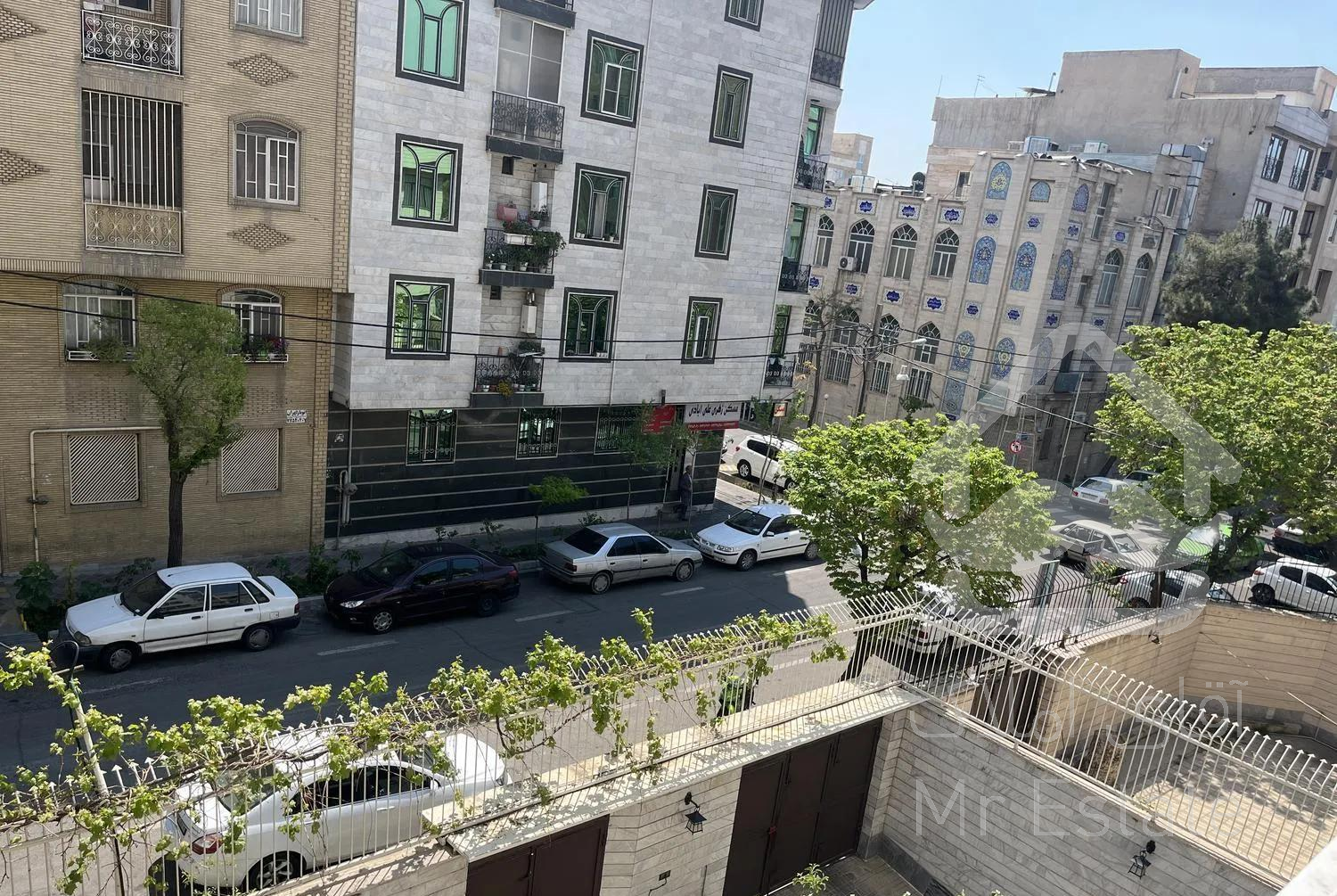 ۹۰ متر/ خیابان فردوسی/ خوش نقشه