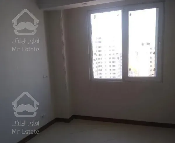 طبقه آخر-۹۰متری دو خواب-ویو دریاچه