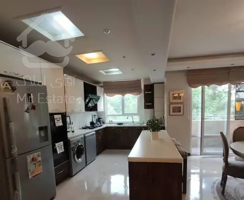 فروش آپارتمان ۱۱۲ متری ۲ خوابه در شهید عراقی