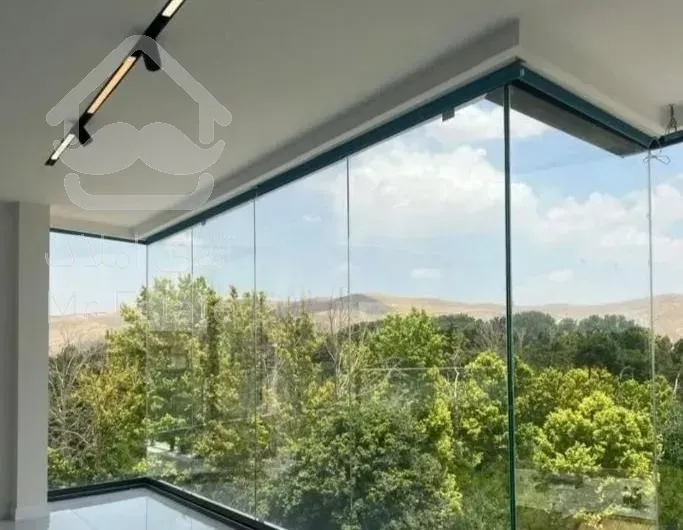 ۲۱۰ متر با پنجره‌ی قدی مستردار و تک واحدی مطهری