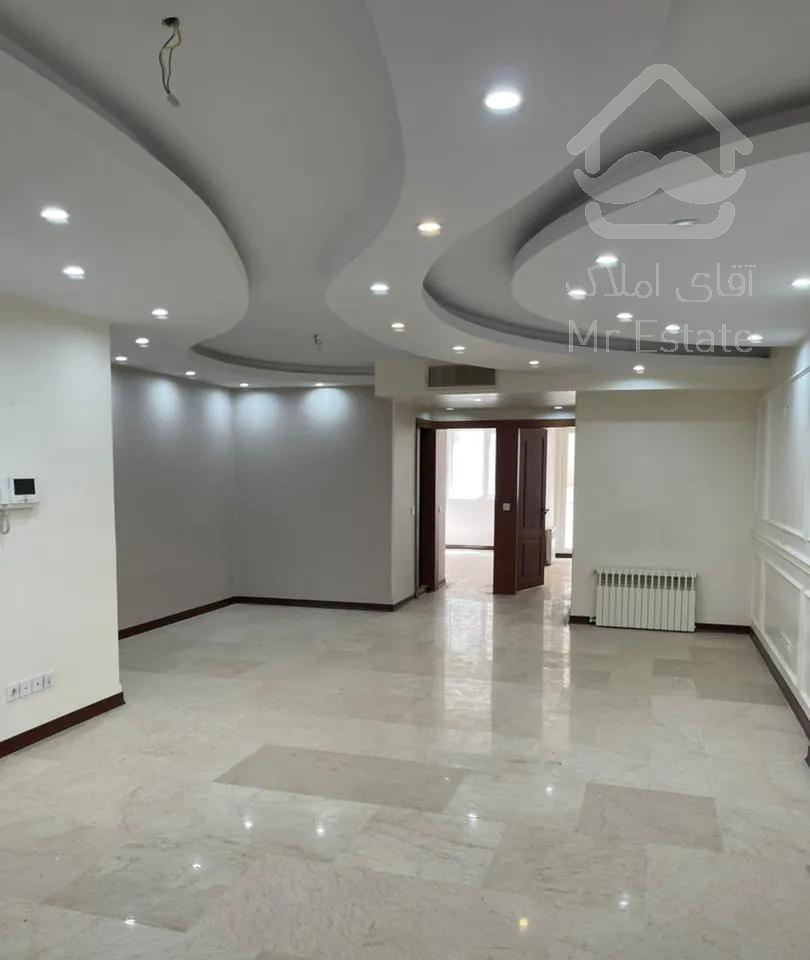 ۱۰۷ متری فول/نورگیر توپ/ساختمانی شیک/متریال