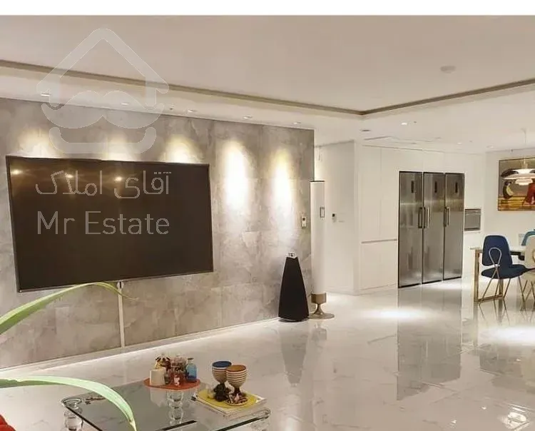 114 متر خوش نقشه سعادت آباد