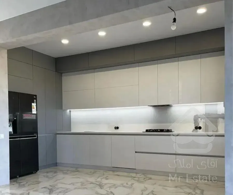 طبقه پنت هاووس/۲۵۰متر/ساختمان هوشمند/گلستان عظیمیه