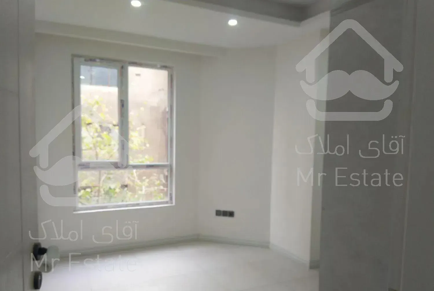 ۹۵متر ۲ خواب ، نوساز (بدون مشابه)