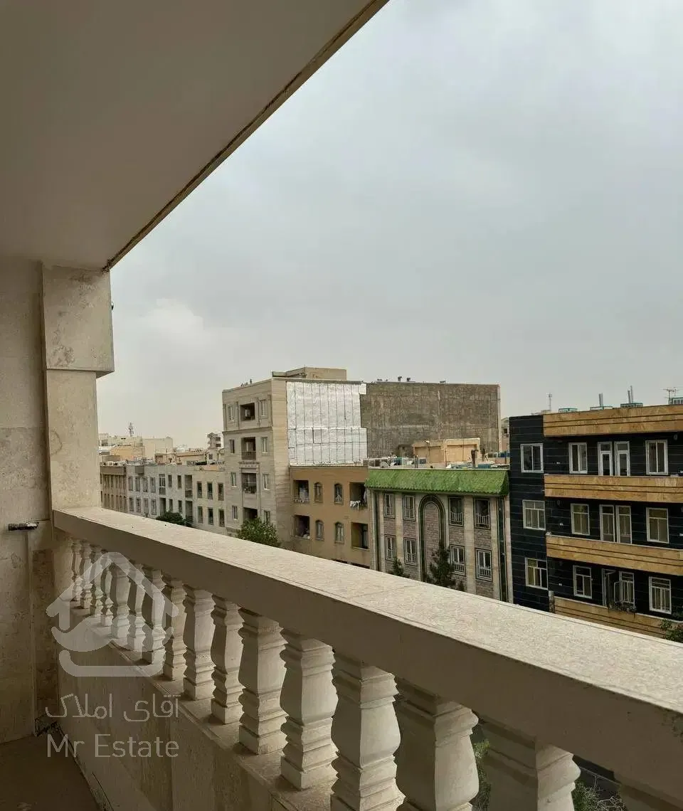 ۱۲۵متر۳خواب/فول امکانات/پارکینگ/آسانسور/انباری