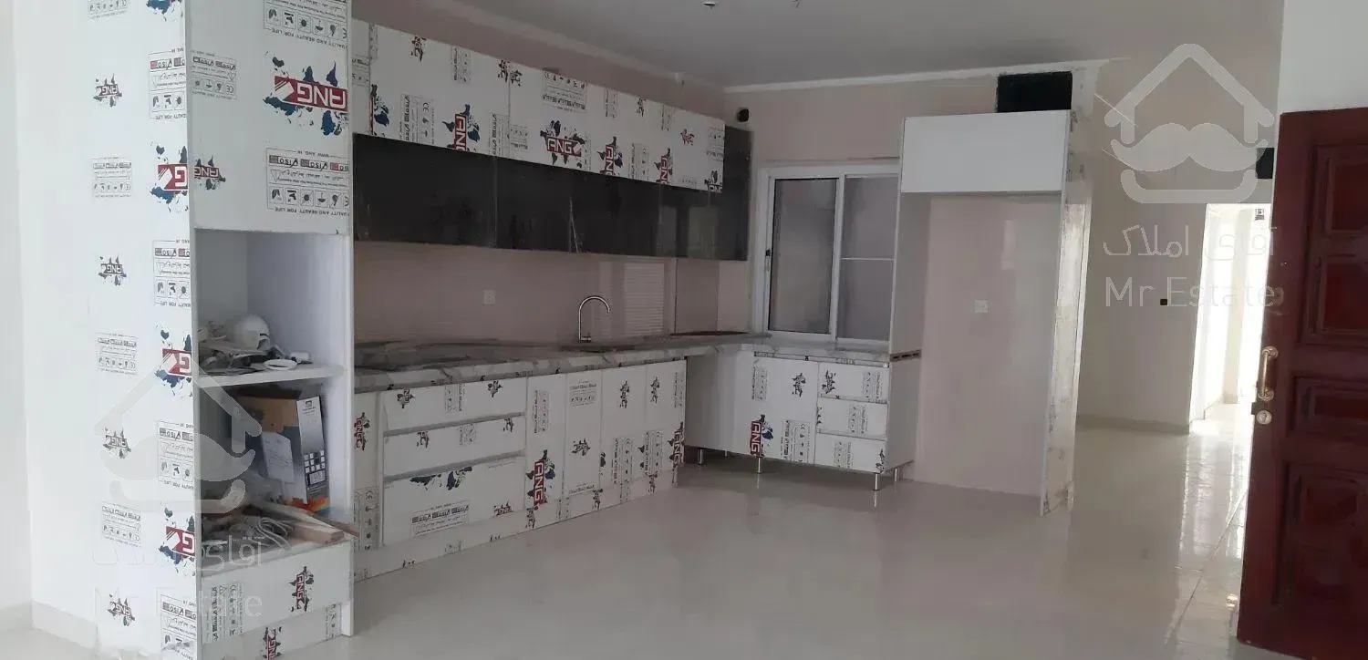 ۱۱۸ متر ، ۲ خوابه،  نزدیک مترو میرداماد