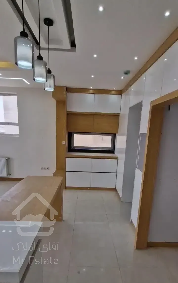 آپارتمان ۱۵۵ متری.۳ خواب.مجاهدان