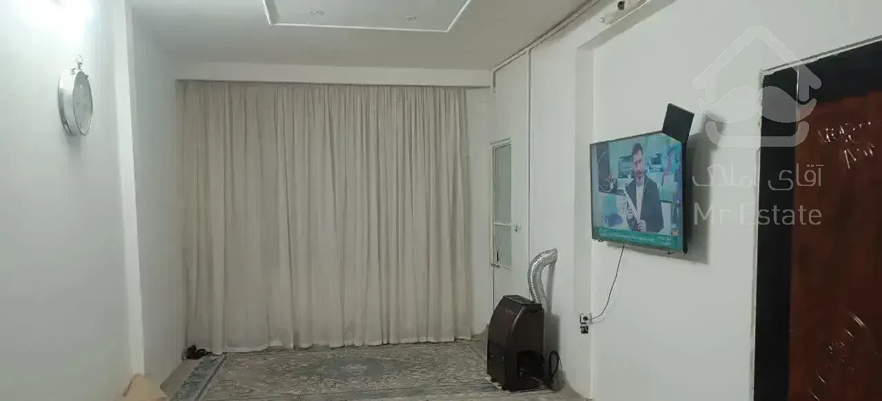 فروش/ آپارتمان/  طبقه ۴ نزدیک بازار/ فردوسی