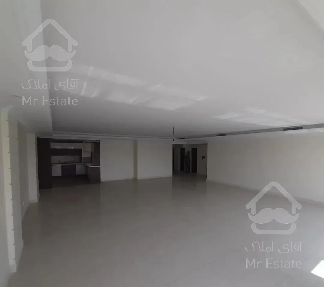 ۶۰۰ متر موقعیت اداری شیک نوساز دربست شهرک راه آهن