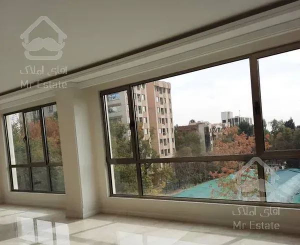 ۲۳۶ متر باغ فردوس لوکیشن دنج مناسب سرمایه گذاری