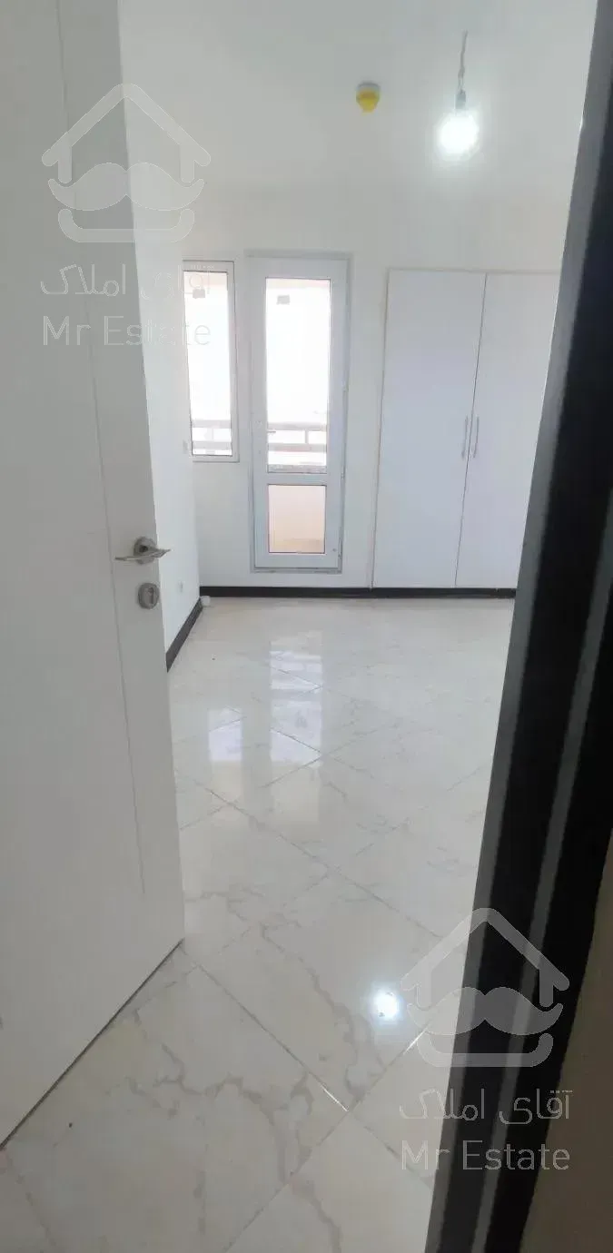 118متر دو خوابه/برج مروارید/18ماه/ویو دار