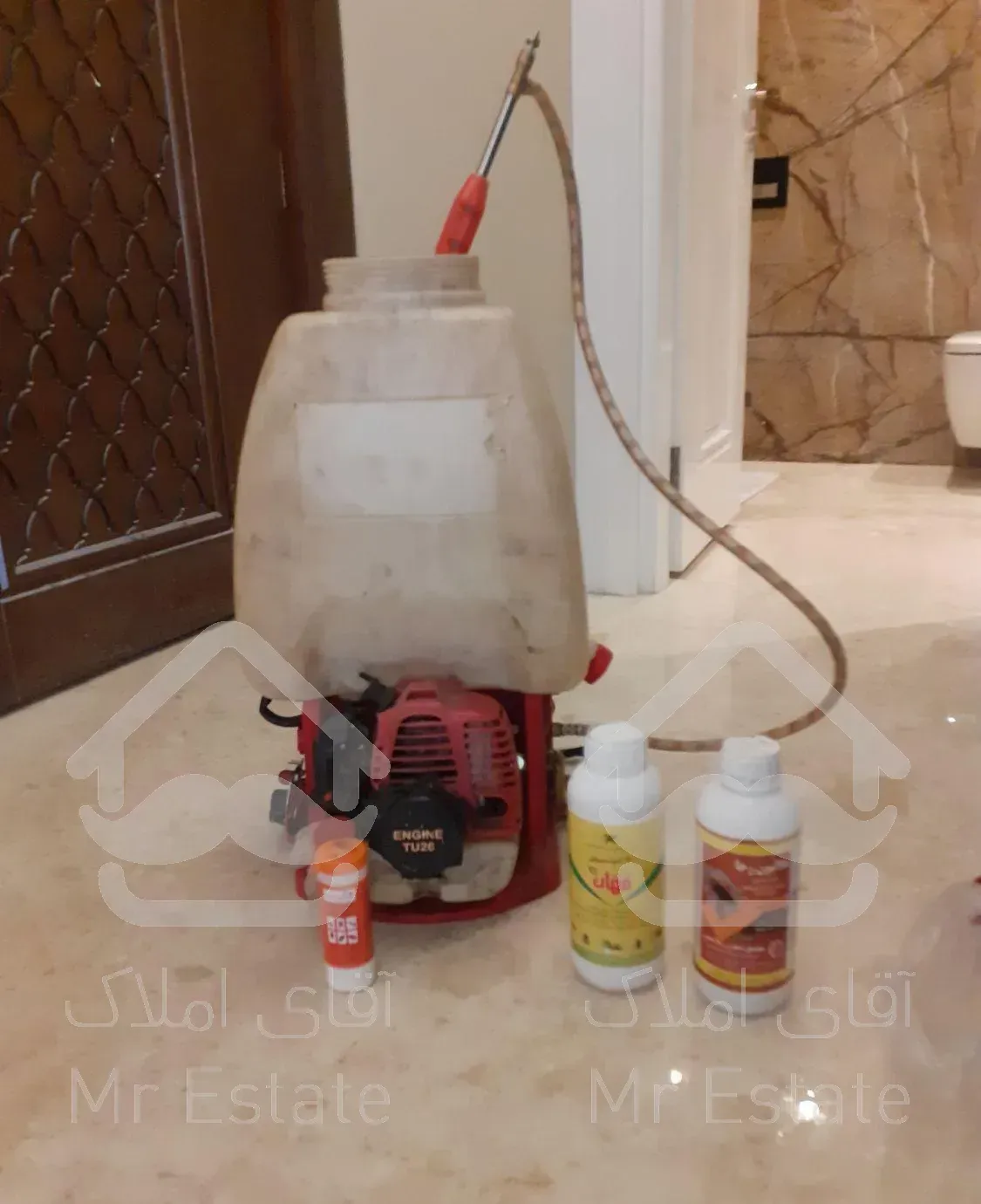 سمپاشی سوسک ساس و هشرات موزی