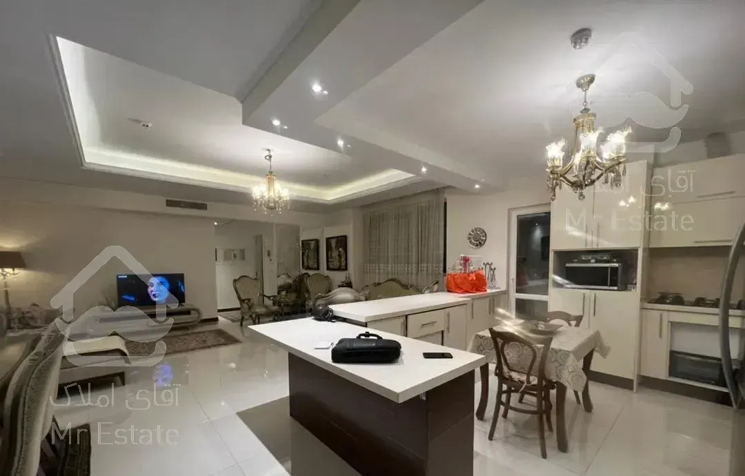 115 متر / ساقدوش جنوبی / دو مستر / نور دو جهت