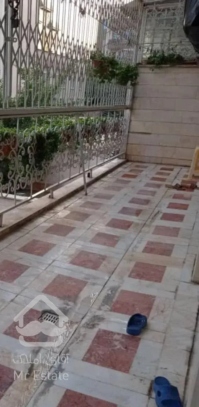 ۲۱۵متری،سه خواب،تک واحدی