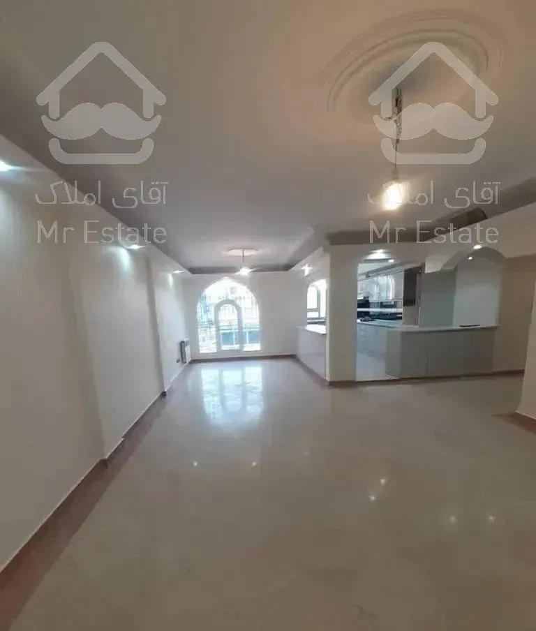 پاسداران، ۱۳۰ متر، ۳ خوابه،