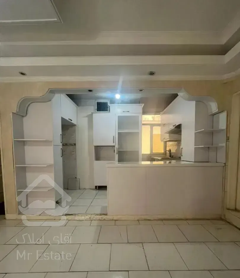 ۶۵متر۱خواب خیابان فراهانی با پارکینگ و انباری