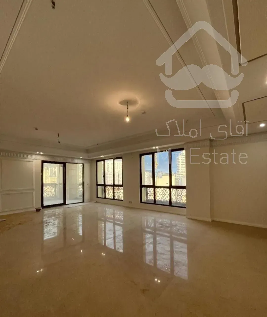 280 متری * کلید نخورده * نیاوران