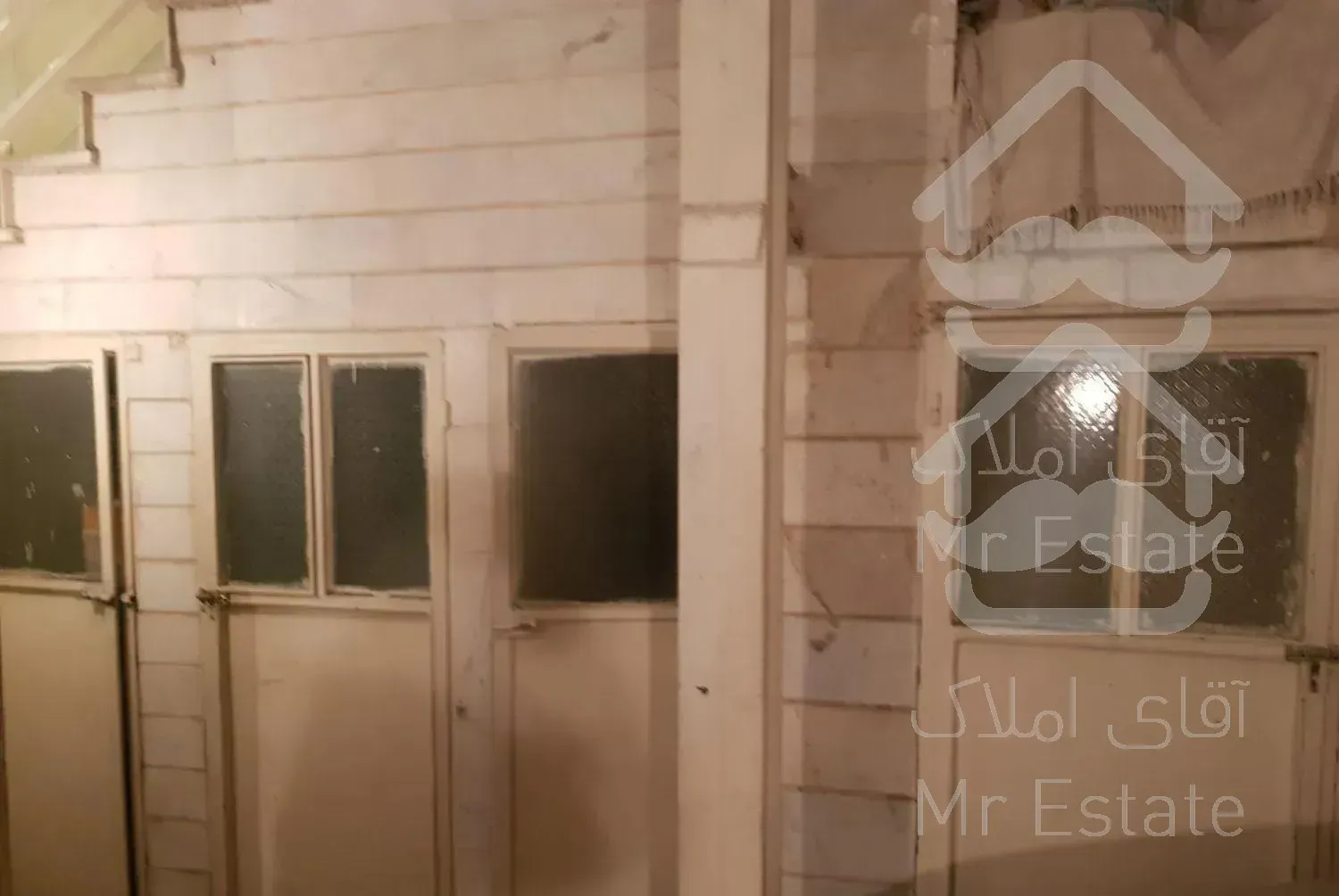 ۶۱مترتک واحدی  دو خواب با پارکینگ و انباری